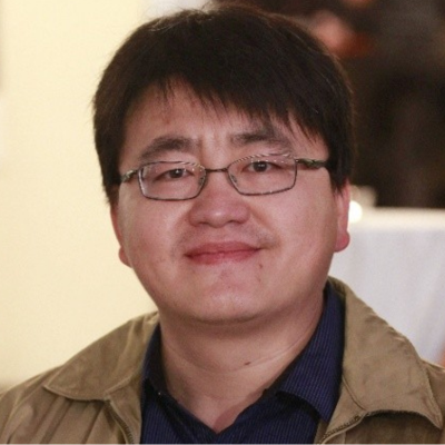 Yonggang Jin